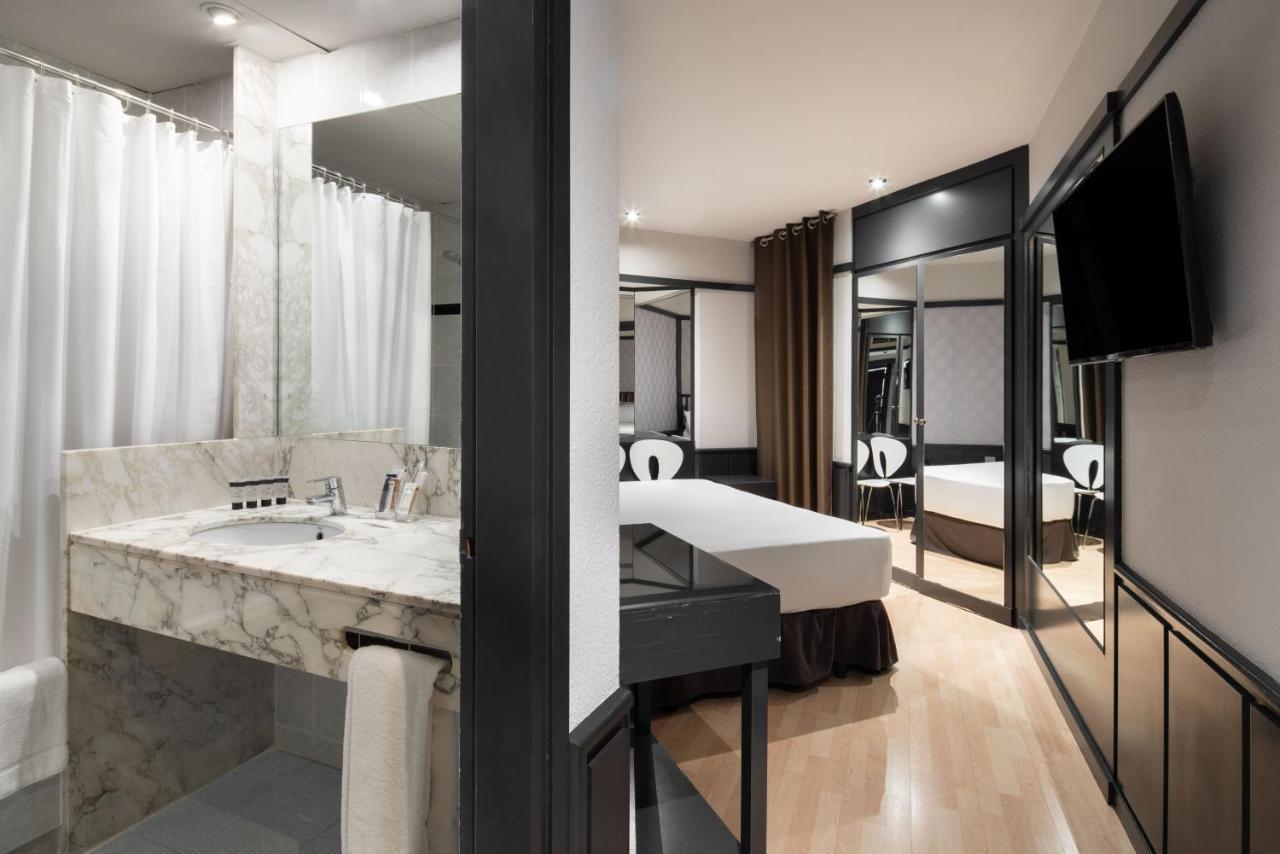 Hotel Punt 14 Gavà Екстериор снимка
