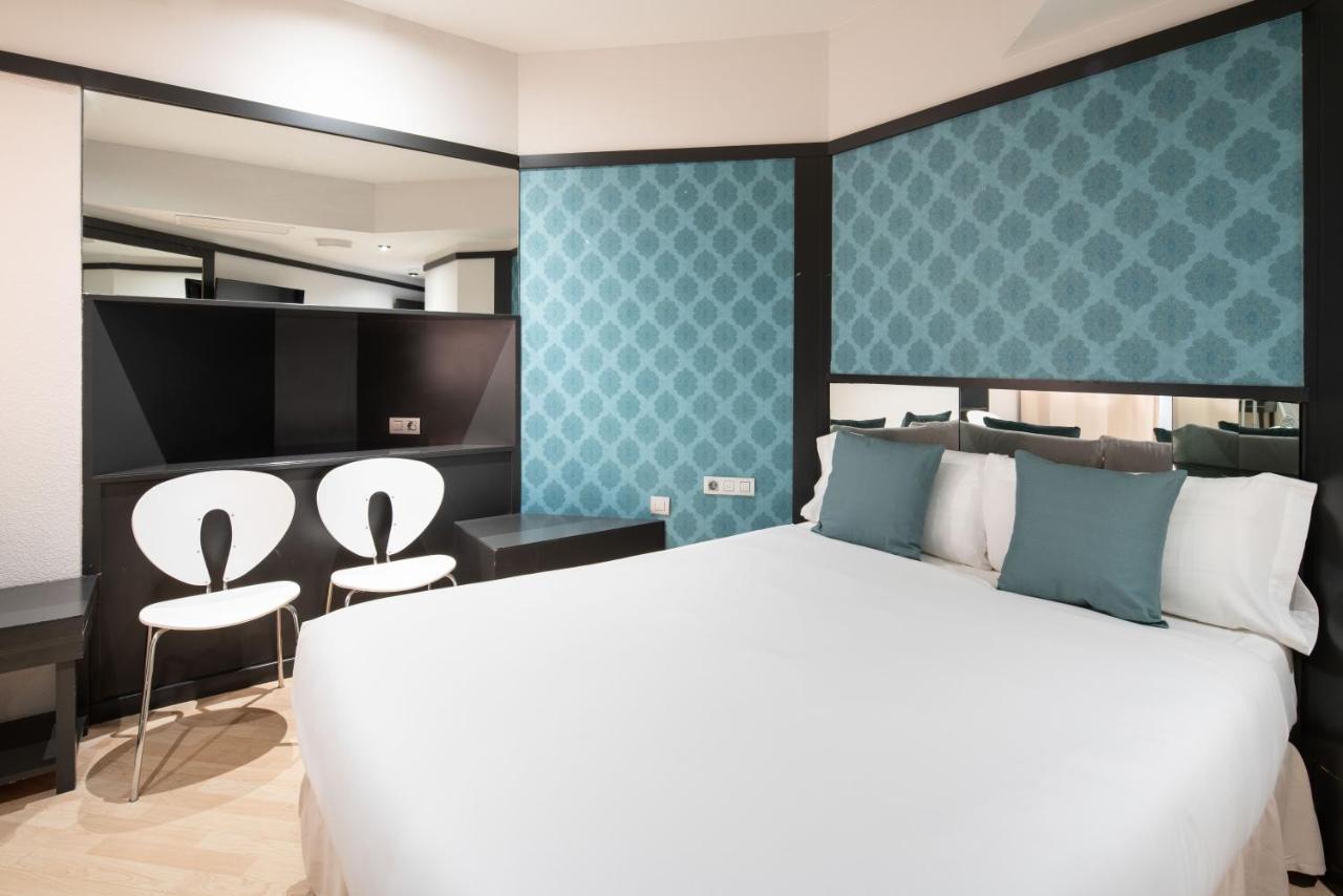 Hotel Punt 14 Gavà Екстериор снимка