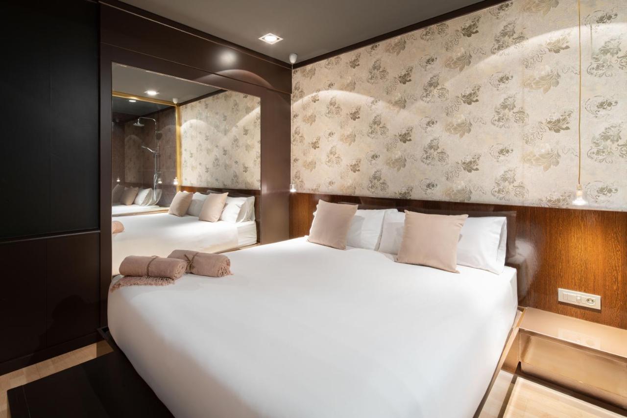 Hotel Punt 14 Gavà Екстериор снимка