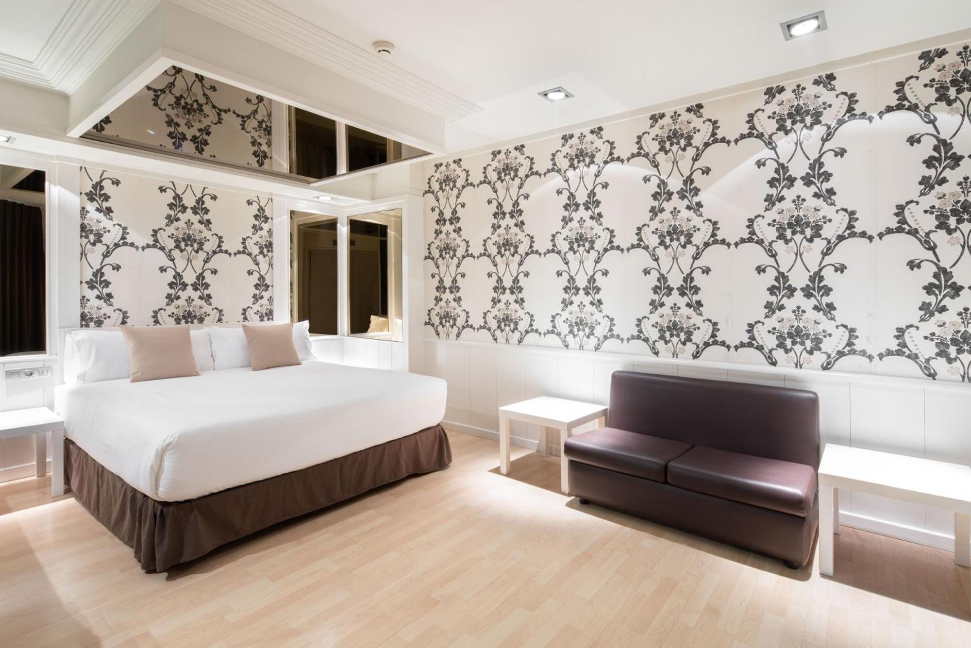 Hotel Punt 14 Gavà Стая снимка